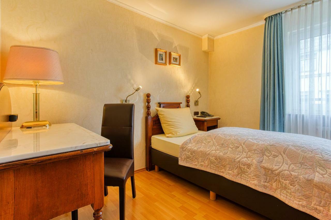 Ff&E Hotel Bavaria Fürth Zewnętrze zdjęcie